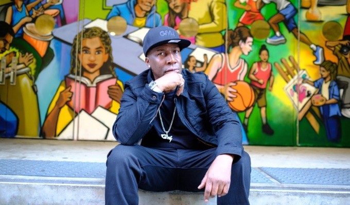Hip-hop icon Grandmaster Flash to give AES New York opening-day keynote address "Evolution of the Beat" on October 16 at 12:00pm